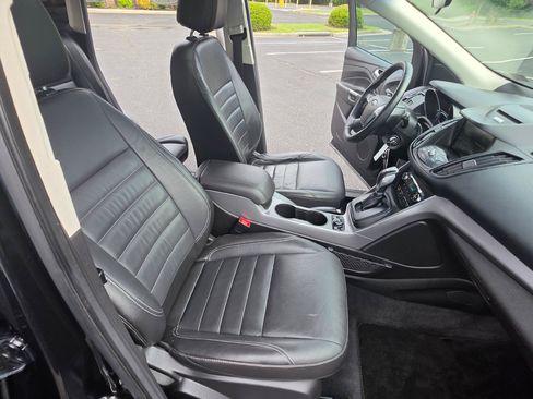 Used 2010 Ford Escape XLT FWD image 11