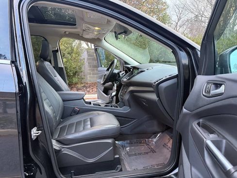 Used 2018 Ford Escape SEL image 24