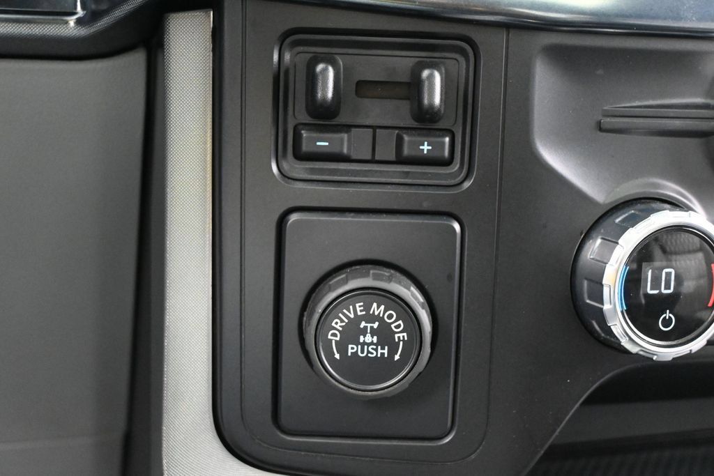 Used 2021 Ford F150 Limited RWD image 22