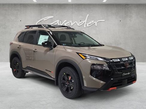 New 2026 Nissan Rogue SV AWD/4WD image 2
