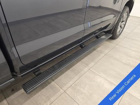 Used 2022 Chevrolet Silverado 1500 LT AWD/4WD image 12