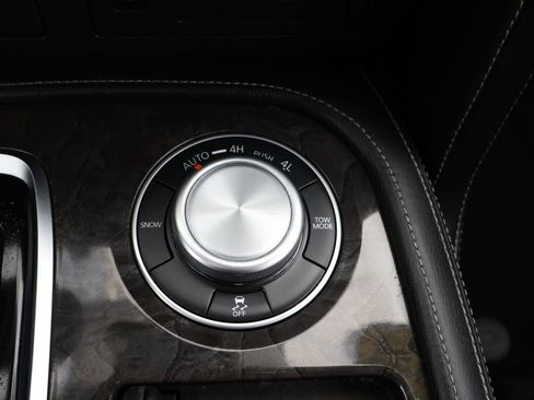 Used 2024 INFINITI QX80 Luxe image 23