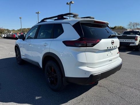 New 2026 Nissan Rogue SV image 7