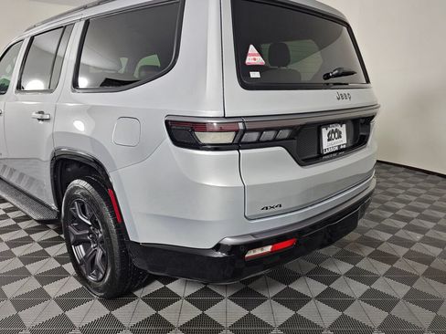 New 2026 Jeep Grand Wagoneer Limited AWD/4WD image 14