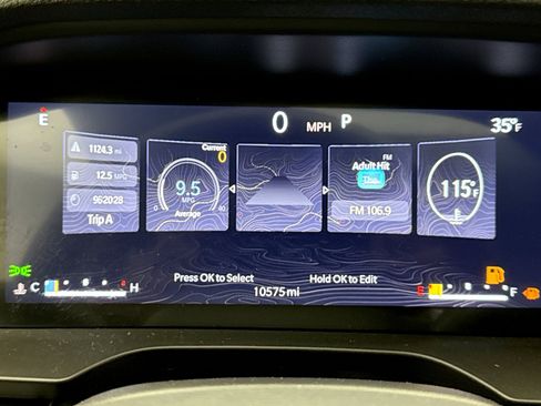 Used 2022 Jeep Grand Cherokee L Laredo w/ Luxury Tech Group I image 13