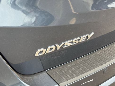 Used 2025 Honda Odyssey Touring image 32