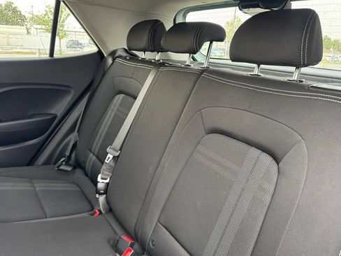 Used 2026 Hyundai Venue SEL FWD image 12