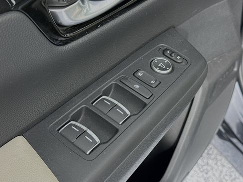 Certified 2023 Honda CR-V EX-L image 17