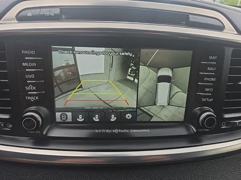 Used 2018 Kia Sorento SX AWD/4WD image 16