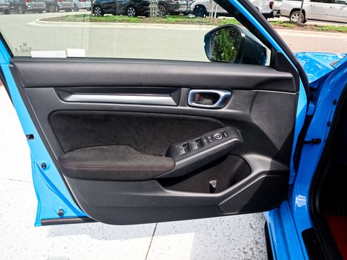 Used 2024 Honda Civic Type R image 14