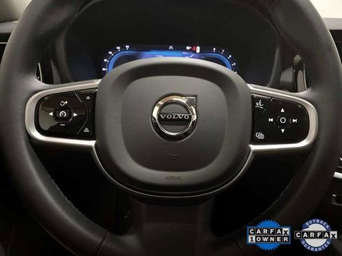 Used 2025 Volvo V60 B5 Cross Country Plus image 39