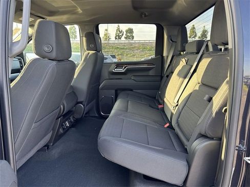 New 2026 GMC Sierra 1500 Elevation image 25
