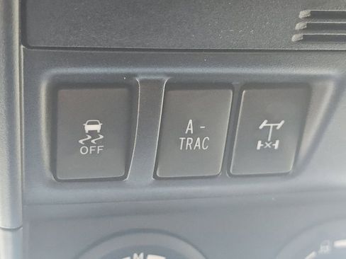 Used 2021 Toyota 4Runner TRD Off-Road image 12