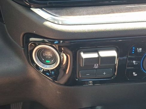 Certified 2025 Chevrolet Silverado 2500 LTZ w/ LTZ Convenience Package AWD/4WD image 26