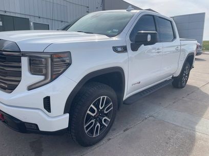 Used 2024 GMC Sierra 1500 AT4 w/ Technology Package