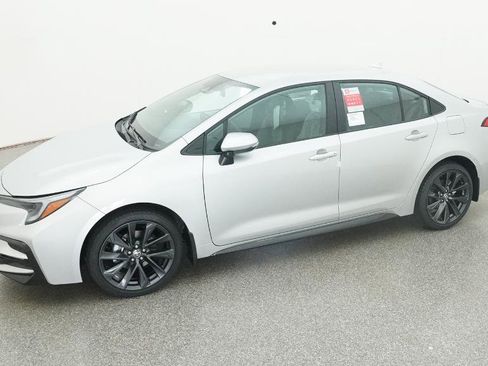 New 2026 Toyota Corolla SE image 5