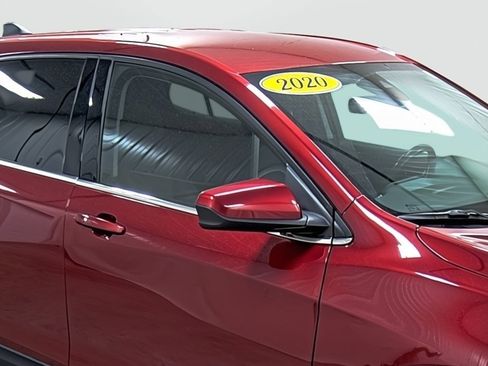 Used 2020 Chevrolet Equinox LT image 15