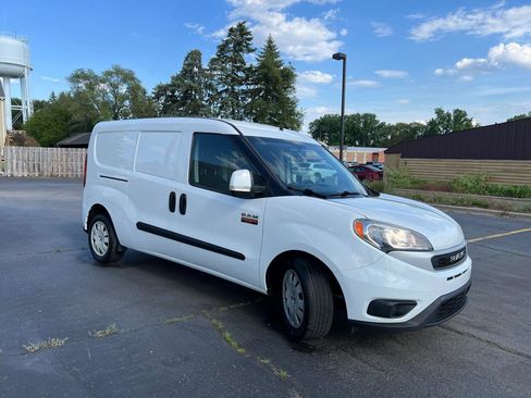 Used 2021 RAM ProMaster City Tradesman SLT FWD image 11