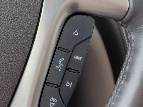 Used 2015 GMC Acadia Denali FWD image 27