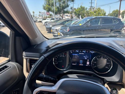 Used 2024 Ford Expedition Max Limited RWD image 33