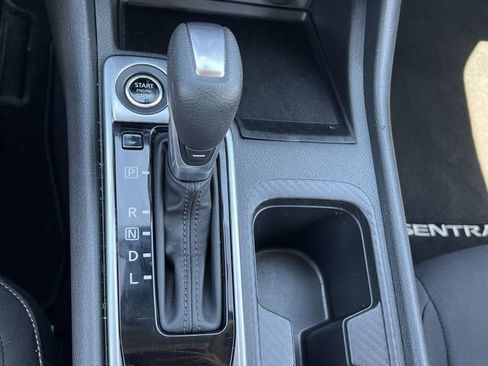 Used 2025 Nissan Sentra SV FWD image 22