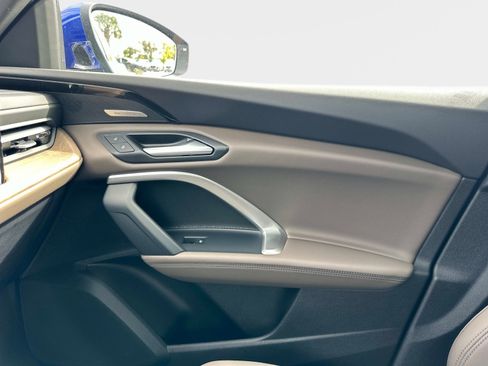 New 2025 Audi Q5 Prestige image 23