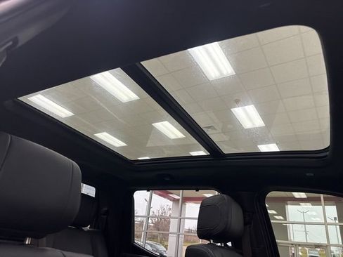 Used 2024 Toyota Tundra Platinum image 17