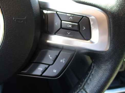 Used 2022 Ford Mustang Coupe image 11