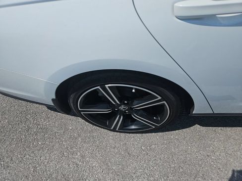 Used 2023 Honda Accord Sport image 11