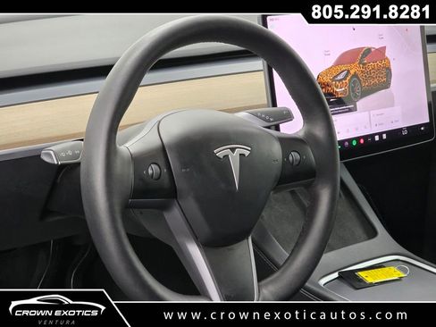 Used 2024 Tesla Model Y Performance image 28