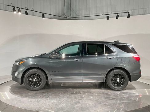 Used 2020 Chevrolet Equinox LT w/ LPO, Blackout Package image 15