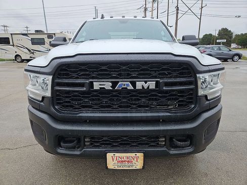 Used 2022 RAM 3500 Tradesman AWD/4WD image 12