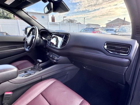 Certified 2025 Dodge Durango GT image 18