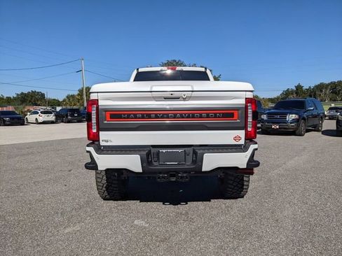 New 2026 Ford F250 Lariat w/ Black Appearance Package image 5