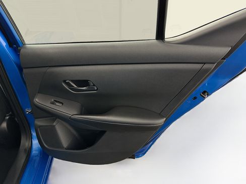 Used 2024 Nissan Sentra SV image 30