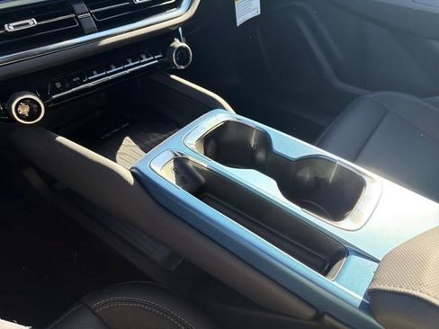 New 2026 Chevrolet Equinox EV LT image 30