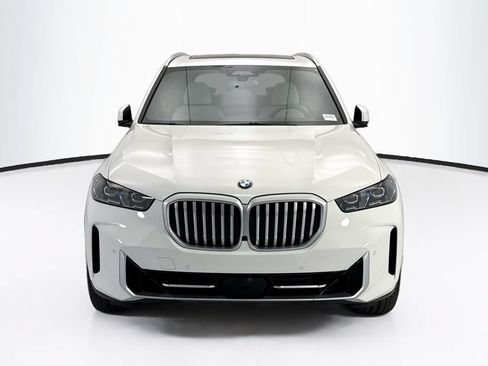 Certified 2026 BMW X5 sDrive40i RWD image 2