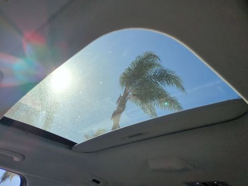 New 2026 Kia Carnival SX FWD image 19