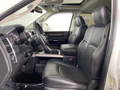 Used 2017 RAM 2500 Laramie w/ Sport Appearance Group AWD/4WD image 17