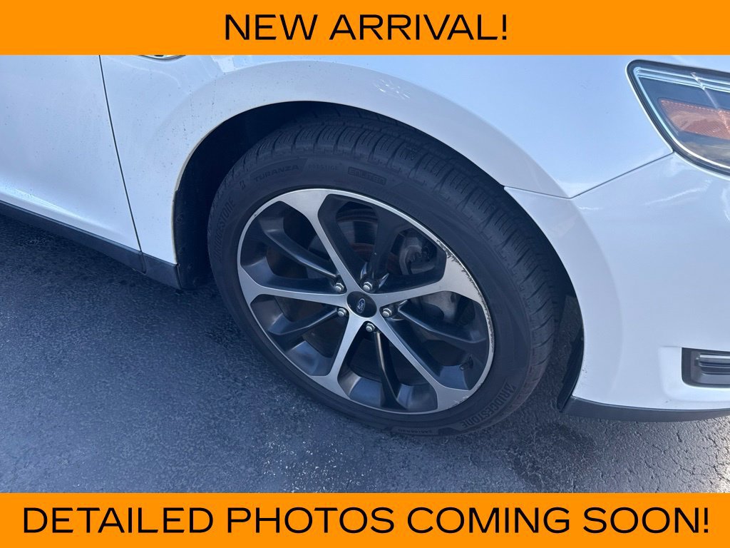 Used 2015 Ford Taurus SEL w/ Equipment Group 201A FWD image 3