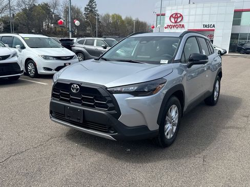 New 2026 Toyota Corolla Cross LE AWD/4WD image 3