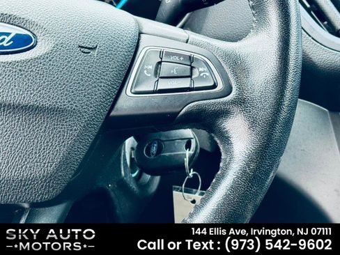 Used 2018 Ford Escape SEL w/ Ford Safe & Smart Package image 13