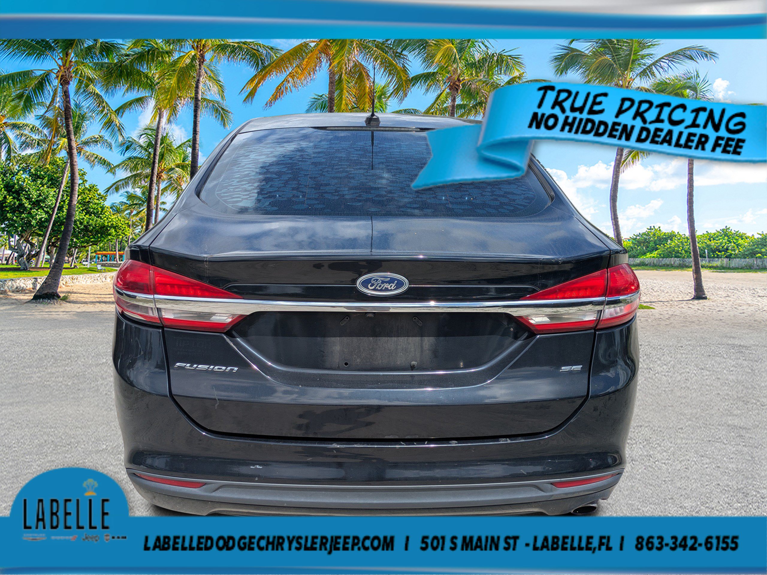 Used 2017 Ford Fusion SE FWD image 4
