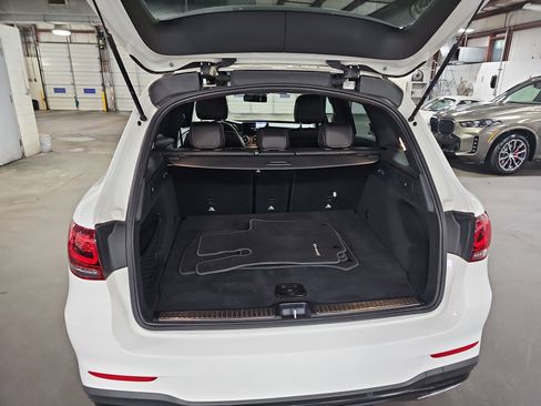 Used 2022 Mercedes-Benz GLC 300 4MATIC image 14