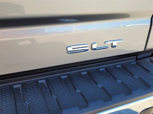 New 2025 GMC Sierra 2500 SLT image 8