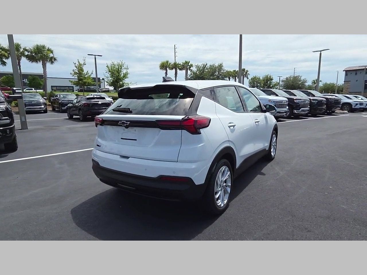 New 2027 Chevrolet Bolt LT w/ Comfort Package FWD image 20