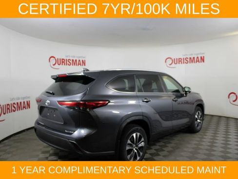 Used 2023 Toyota Highlander XLE AWD/4WD image 7