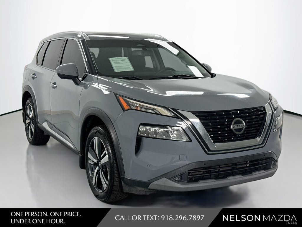 Used 2021 Nissan Rogue SL w/ Premium Package FWD image 3
