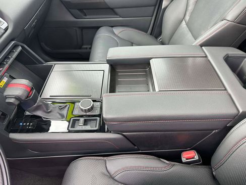 Used 2024 Toyota Sequoia SR5 image 34