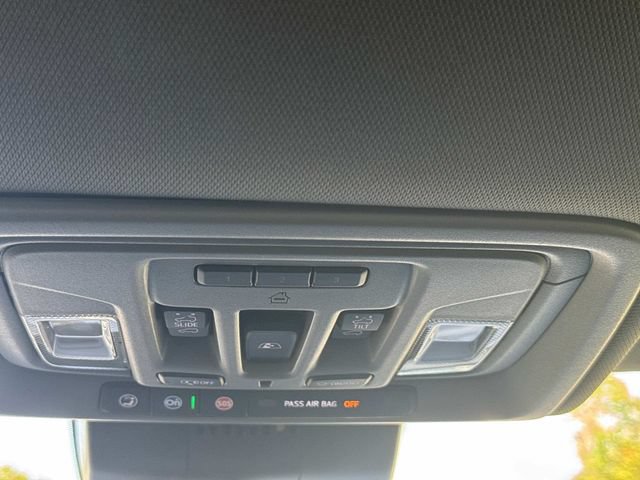 Used 2024 Chevrolet Silverado 1500 RST w/ Dark Appearance Package AWD/4WD image 20